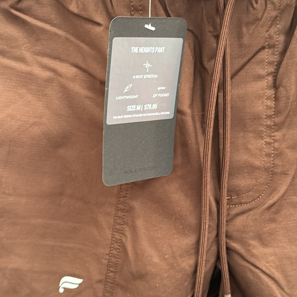 Fabletics the heights pant - Picture 2 of 3